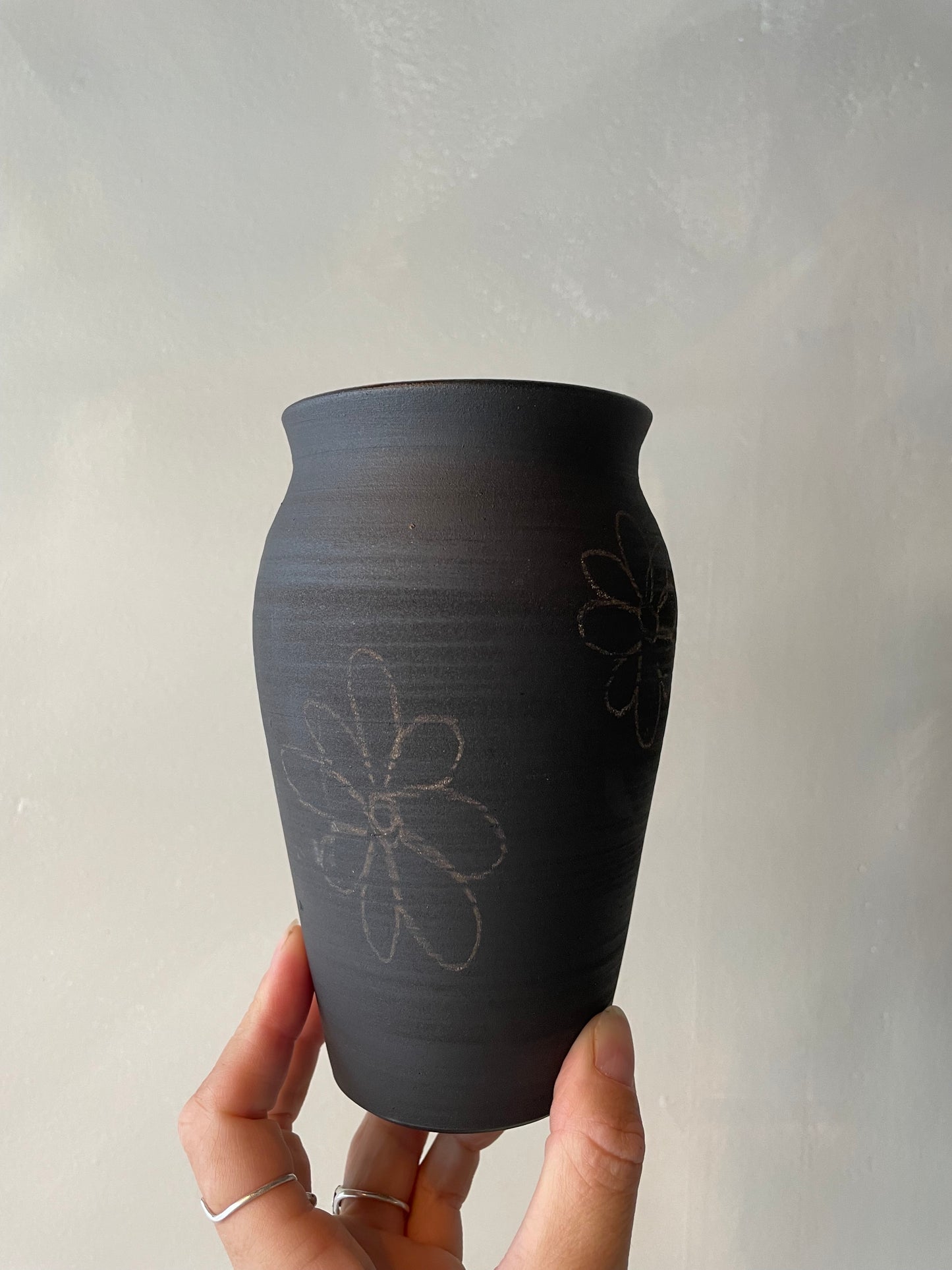 Black Flower Vase